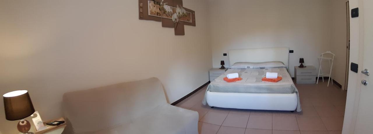 Villa Leilani B&B Сале Маразино Екстериор снимка