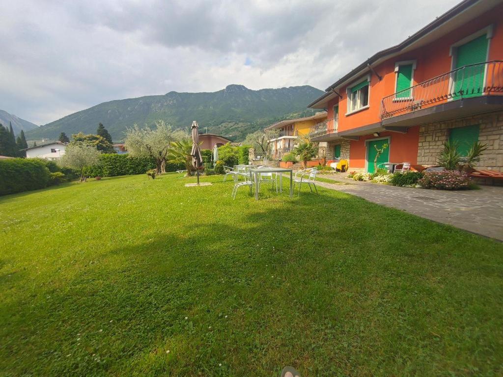 Villa Leilani B&B Сале Маразино Екстериор снимка