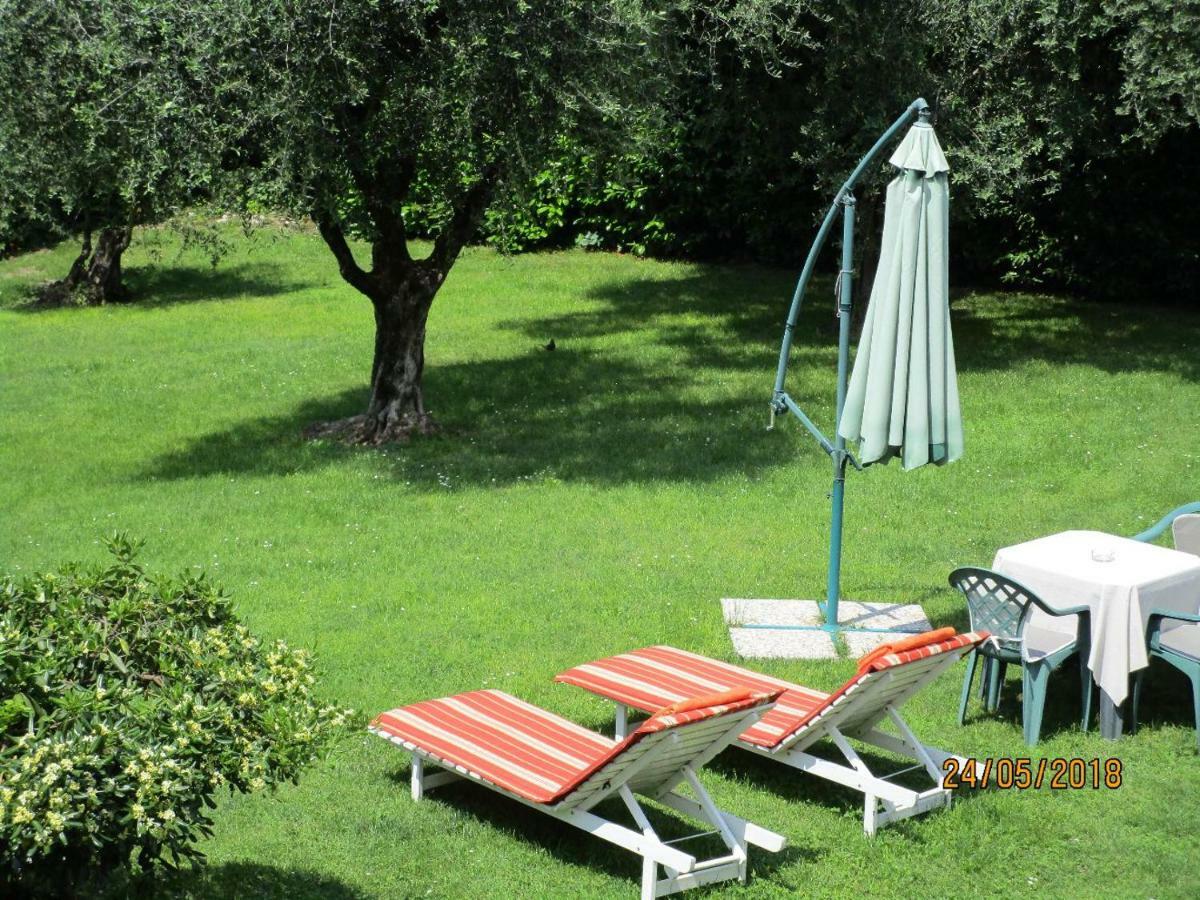 Villa Leilani B&B Сале Маразино Екстериор снимка